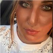 Studentessa universitaria offre ripetizioni di italiano